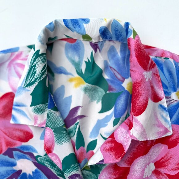 Secondhand Floral Button Down Short Sleeve Shirt - Picture 2 of 4